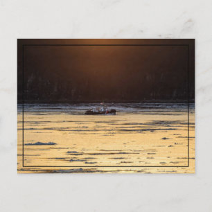 Cartão Postal Quebra-gelo ao pôr do sol
