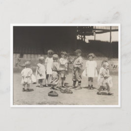 Cartão Postal Quem Vai Bat Primeiro?