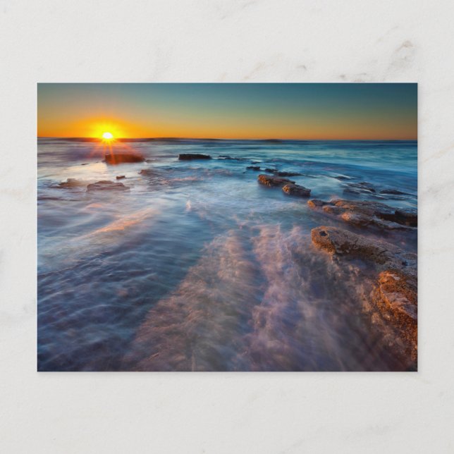 Cartão Postal Raios de sol iluminam o Oceano Pacífico (Frente)