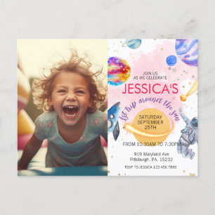 Cartão Postal Rapariga Astronauta Fogueira Espacial Planeta