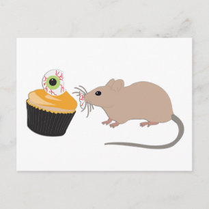 Cartão Postal Rato Fofo Comendo Cupcake de Olho de Halloween