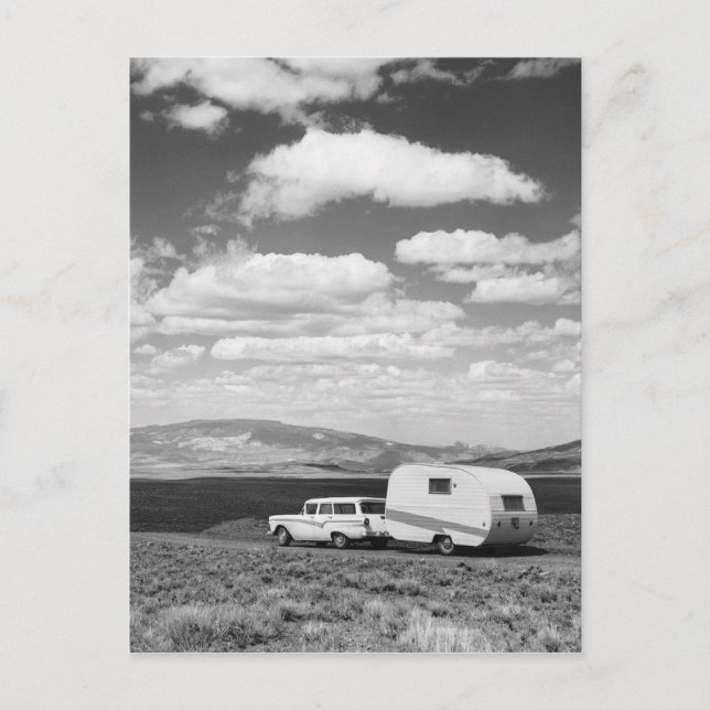 Cartão Postal Reboque de tração de carro em estrada (Frente)