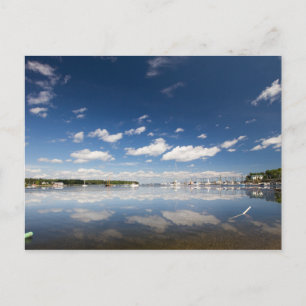 Cartão Postal Reflexo do Céu no Porto de Belfast, Maine