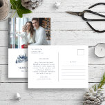 Cartão Postal Relatório anual da família Blue Christmas Winter P<br><div class="desc">No inverno de Natal,  paisagem da vila azul branca Relatório Anual da Família Um Cartão Postal Fotográfico. Elegante Feliz Relatório Anual da Família de Natal em estilo clássico,  com paisagem monocromática de inverno em cores azul e branco marinho. Na moda e design elegante. Uma foto.</div>