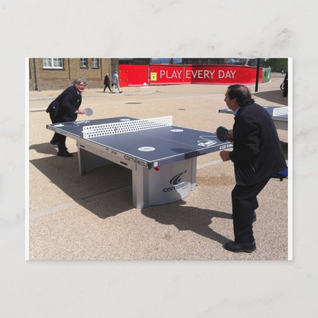 Cartão Postal Reproduzir todos os dias (Frente)