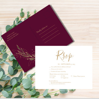 Cartão Postal Resposta minimalista do Burgundy do casamento real