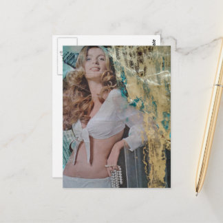 Cartão Postal Retro lady with pearls Mixed media collage