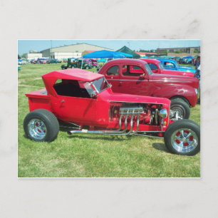 Cartão Postal Rod quente vermelho alongado