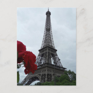 Cartão Postal Rosas vermelhas de placas Postas em torre Eiffel e
