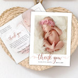 Cartão Postal Rose Gold Script Modern Baby Photo Obrigado<br><div class="desc">Simples Caligrafia Elegante Moderna Rose Gold Script Photo Newborn Baby Obrigado Postcard. Apresenta um belo texto de "obrigado" em um script de fonte de alta definição caligráfica manuscrito cursivo em folha de ouro rosa (ou folha de cor rosa). No verso da mensagem pessoal pré-feita e atrás de todo o texto,...</div>