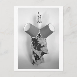 Cartão Postal Rubber chicken with coffee cups - Cup C