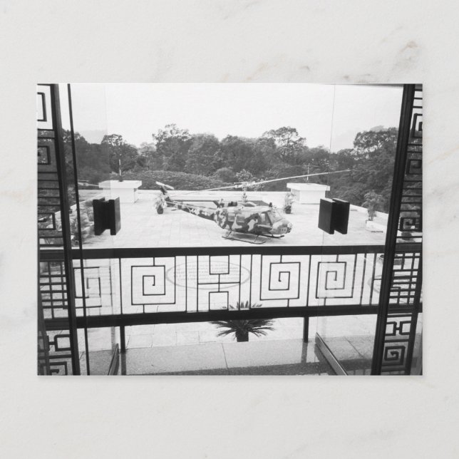 Cartão Postal Saigon HCMC Vietnam, Huey Helicopter (Frente)