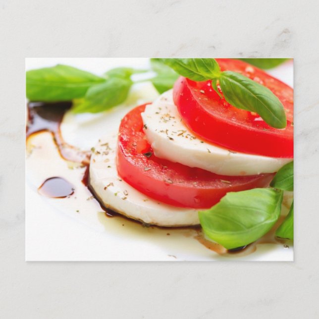 Cartão Postal Salada Caprese. Fatias de tomate e Mozzarella (Frente)