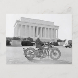 Cartão Postal Sally e Her Harley