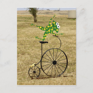 Cartão Postal Sapo excitado numa bicicleta