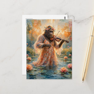 Cartão Postal Sasquatch com um violino no lago de lírios