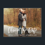 Cartão Postal Script de Pincel Moderno Altera Data Nova<br><div class="desc">Modern Brush Script Change The Date Wedding Adiou New Date Announement Photo Casal Postcard</div>