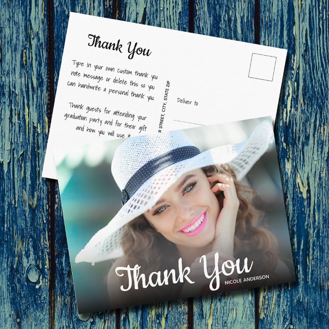 Cartão Postal Script Moderno Agradecimento Foto Graduação (Trendy Script Thank You Photo Graduation Postcards)
