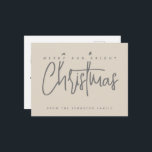 Cartão Postal Script simples de Feliz moderna e Bright Christmas<br><div class="desc">Escrita moderna tipografia simples minimalista Merry Christmas postal</div>