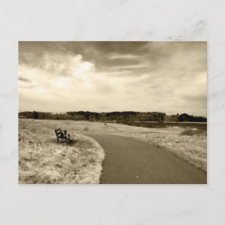 Cartão Postal Sepia Bench