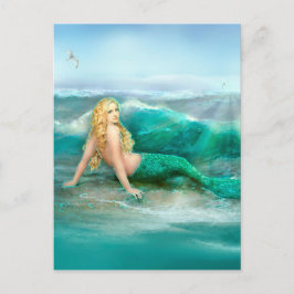 Cartão Postal Sereia na orla com ondas aquáticas e gaivotas