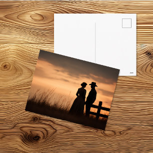 Cartão Postal Silhueta de Casal no Pôr do Sol Ocidental