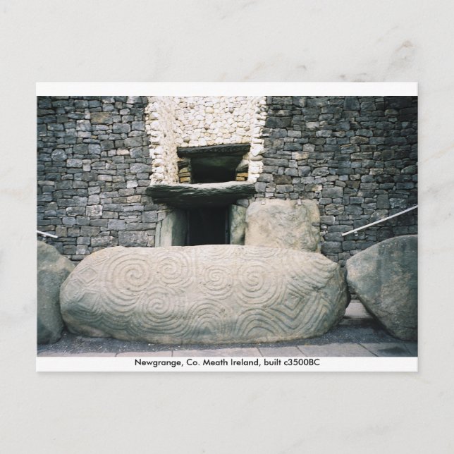 Cartão Postal Símbolos espiralados, Newgrange, Irlanda (Frente)