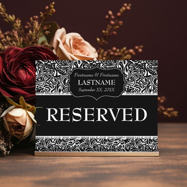 Cartão Postal Sinal de Mesa RESERVADA de Casamento Padrão Modern (Black Modern Wedding - Reserved table Sign)