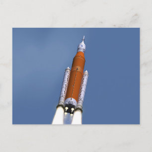 Cartão Postal Sistema de Lançamento de Espaço SLS da NASA