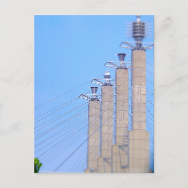 Cartão Postal Sky Stations Pylon Bonés Centro Kansas City (Frente)