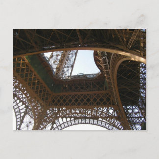 Cartão Postal Sob a Torre