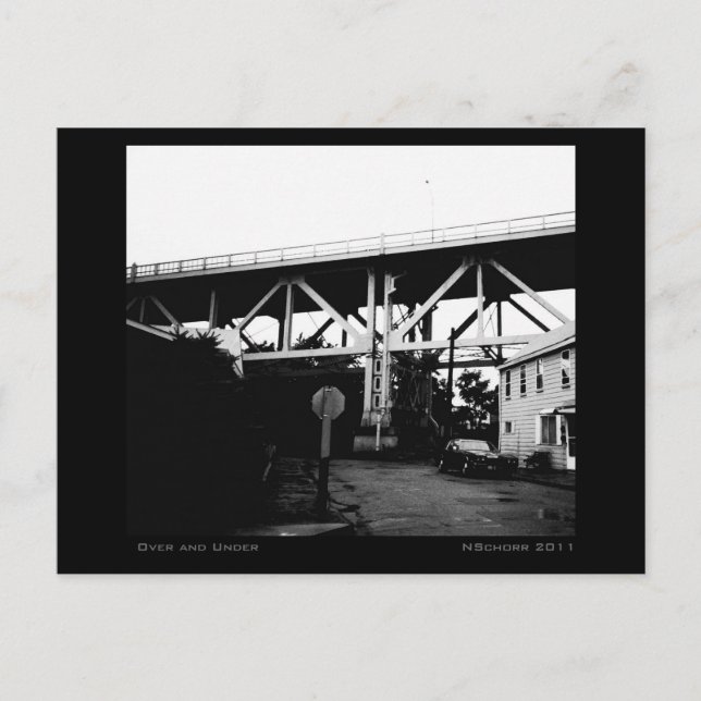 Cartão Postal Sobre e Sob Paisagem Industrial Urbana (Frente)