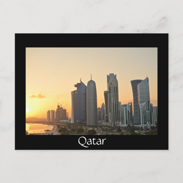 Cartão Postal Sol colorido sobre Doha, Catar (Frente)