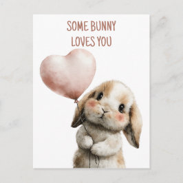 Cartão Postal Some Bunny Loves You with Heart Balloon