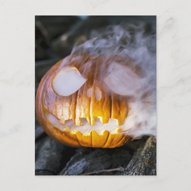 Cartão Postal Spooky Jack-o-lantern (Frente)
