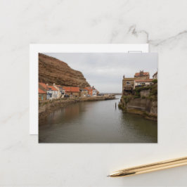 Cartão Postal Staithes Atemporal: Onde o Beck Encontra o Mar