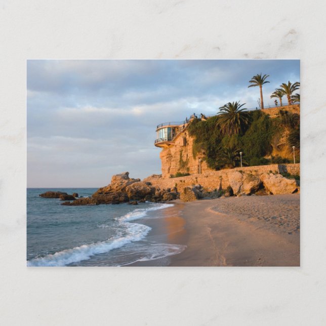 Cartão Postal Sunrise em uma praia em Nerja (Frente)
