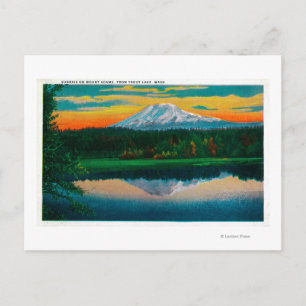 Cartão Postal Sunrise no Monte Adams no Lago Trout, WA