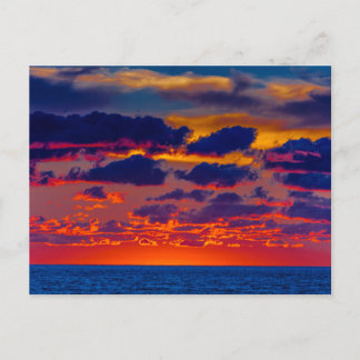 Cartão Postal Sunset sobre o lago Michigan em Ludington, Michiga