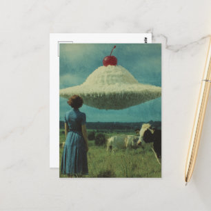 Cartão Postal Surreal Ufo em Pastagem Leiteira
