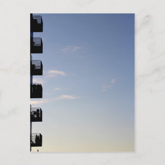 Cartão Postal Suspendu, Nantes