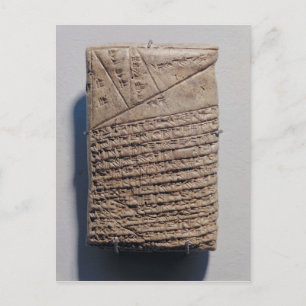 Cartão Postal Tablet com 14 linhas de um texto matemático