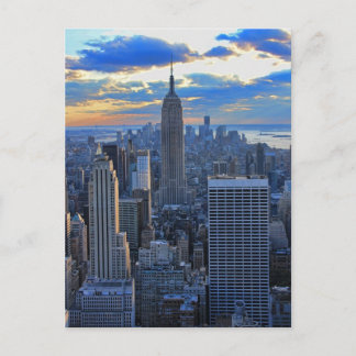 Cartão Postal Tarde da tarde NYC Skyline quando o pôr do sol se 