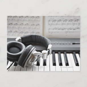 Cartão Postal Teclado de Piano Elétrico