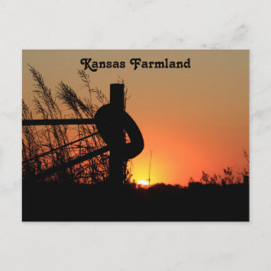 Cartão Postal Terra Agrícola ao Pôr do Sol no Kansas