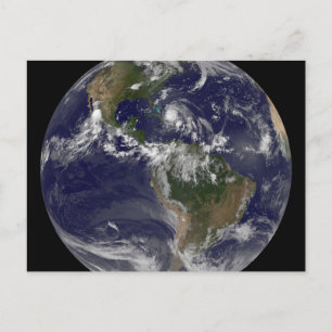 Cartão Postal Terra Cheia Com Furacão Irene Sobre As Bahamas.