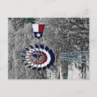 Cartão Postal Texas Flag Windmill perto de Johnson City, TX