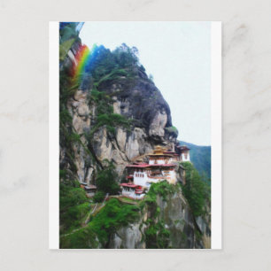Cartão Postal Tigers Nest Bhutan e preces bandeiras do arco-íri