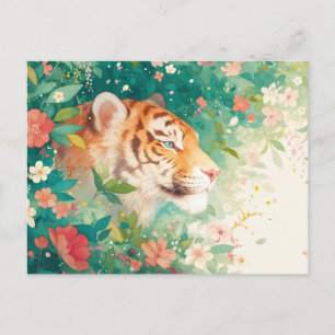 Cartão Postal Tigre Majestoso Escondido em Jardim Floral Exubera