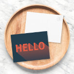 Cartão Postal Tipografia Moderno Dark Blue e Orange Hello<br><div class="desc">Mande um alô para a família e os amigos com este cartão azul escuro divertido com um design moderno e abstrato de "Olá" laranja com um gradiente sombra longo. *Observe que a Marca d'água do Zazzle que aparece na visualização de zoom NÃO aparecerá no produto impresso final. © Rosewood e...</div>